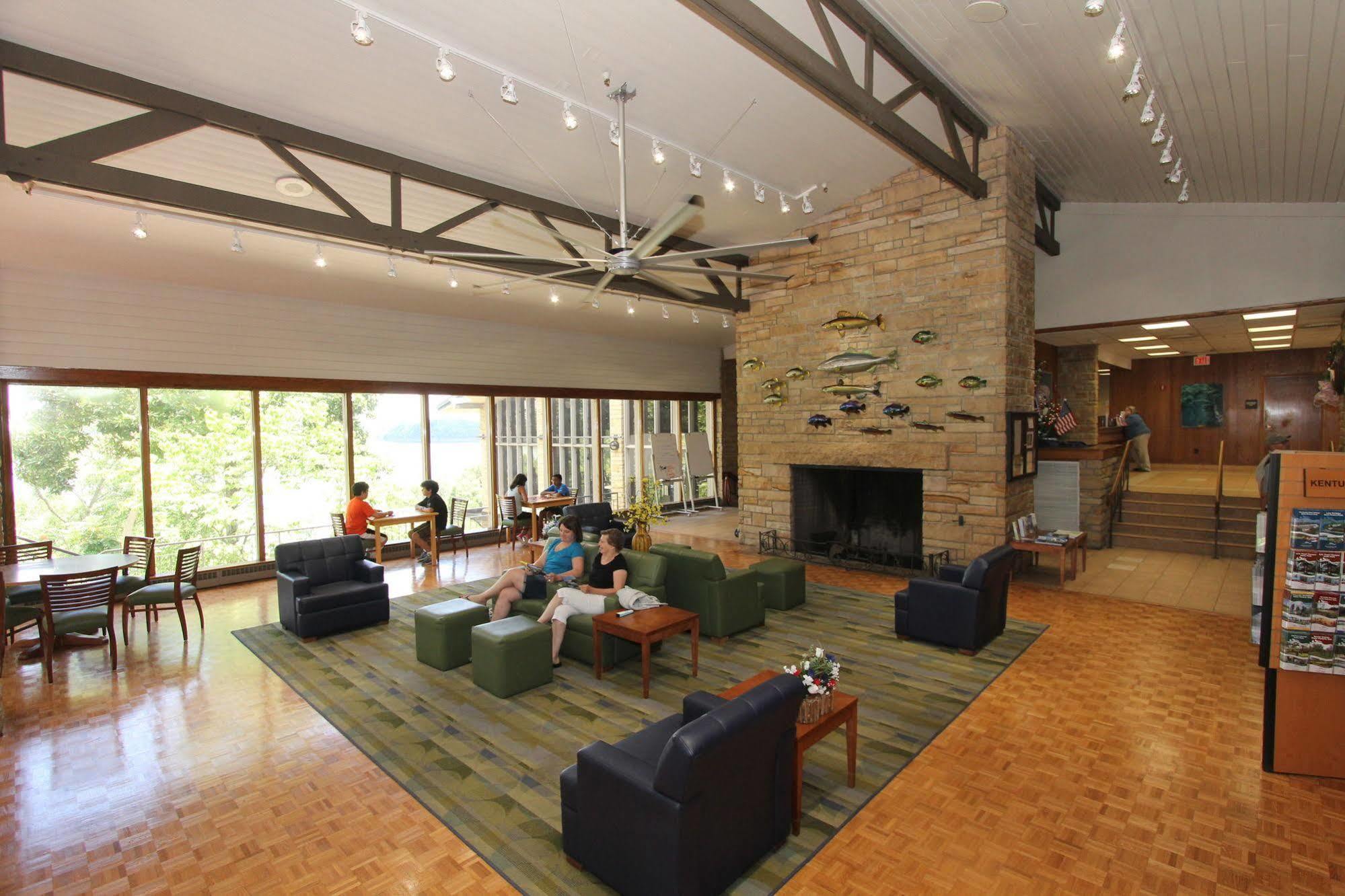 Lake Cumberland State Resort Park Jamestown Екстер'єр фото