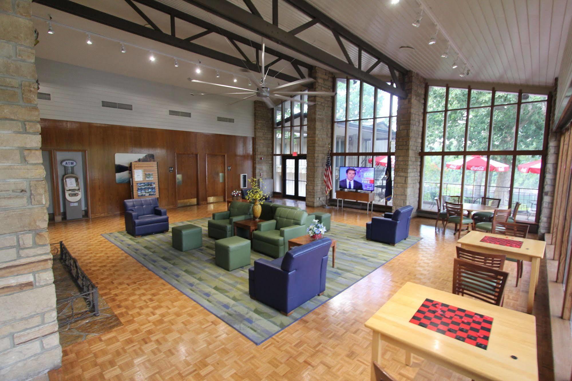 Lake Cumberland State Resort Park Jamestown Екстер'єр фото